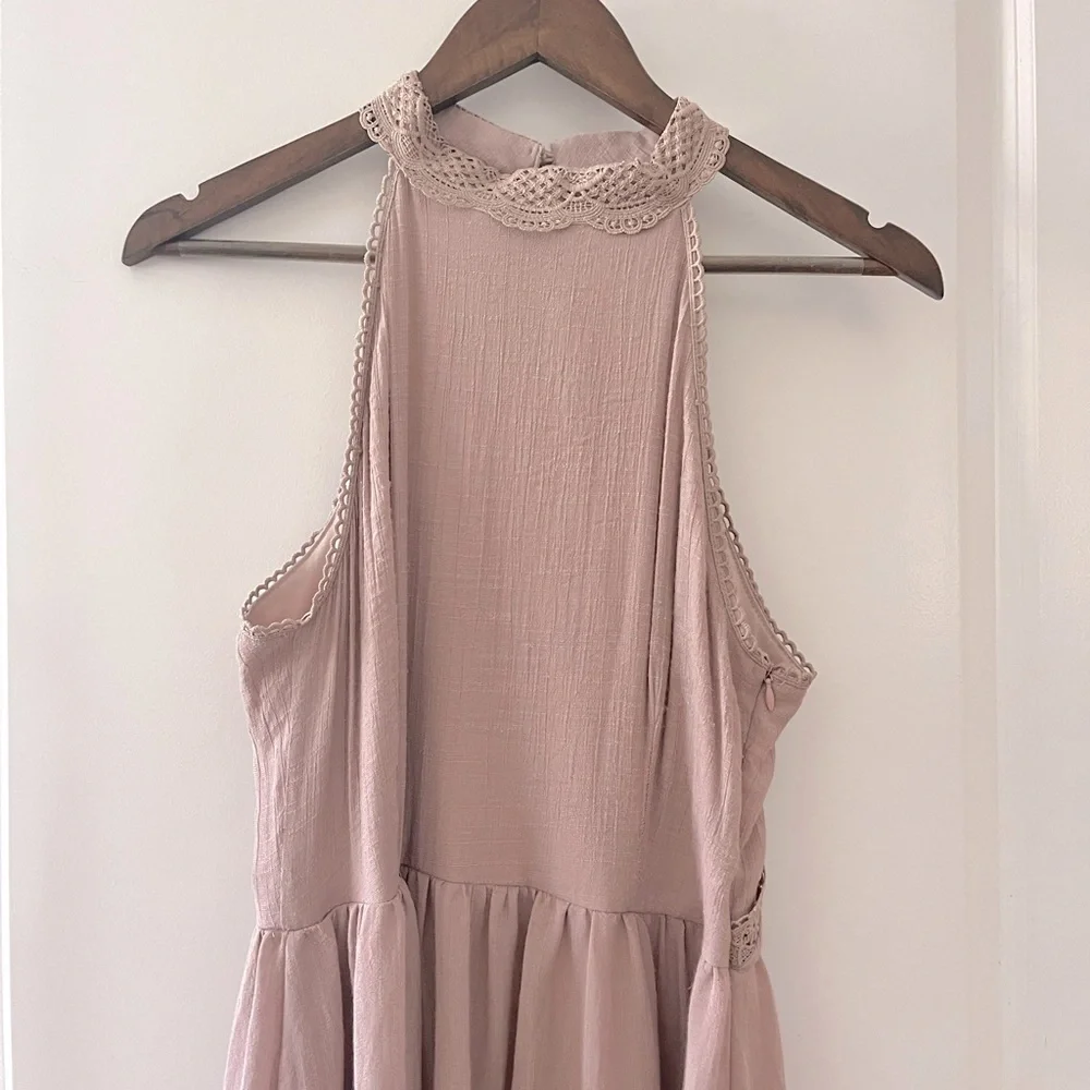 Elegant Mauve Sleeveless Halter Maxi Dress
